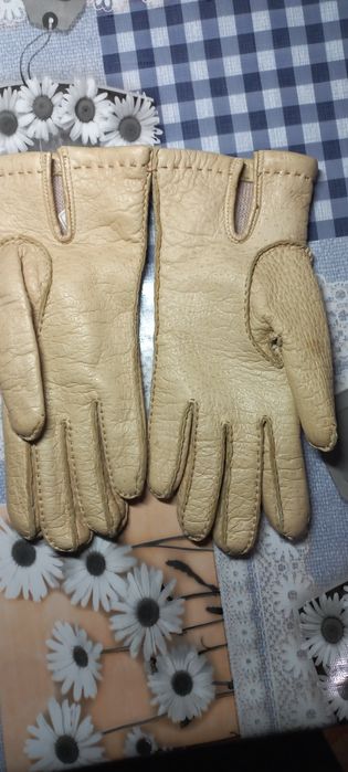 Перчатки жіночі шкіряні