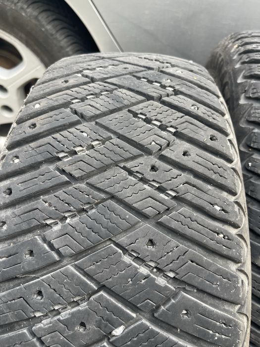 Goodyear 205 55 16 зима