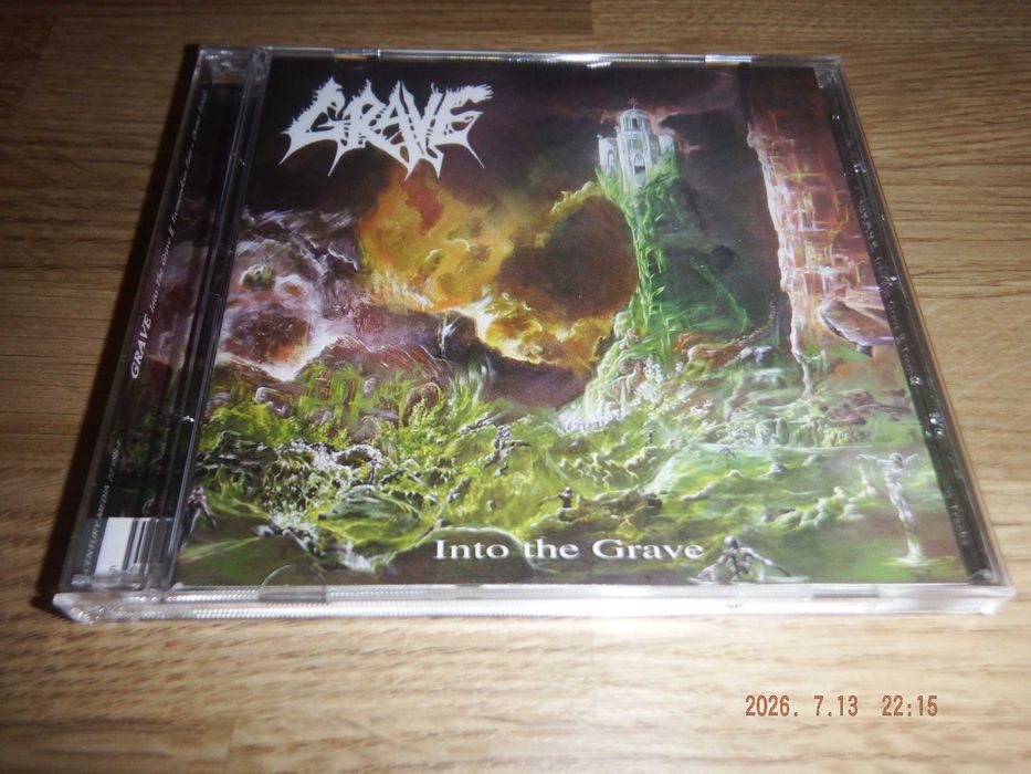 GRAVE - Into the grave