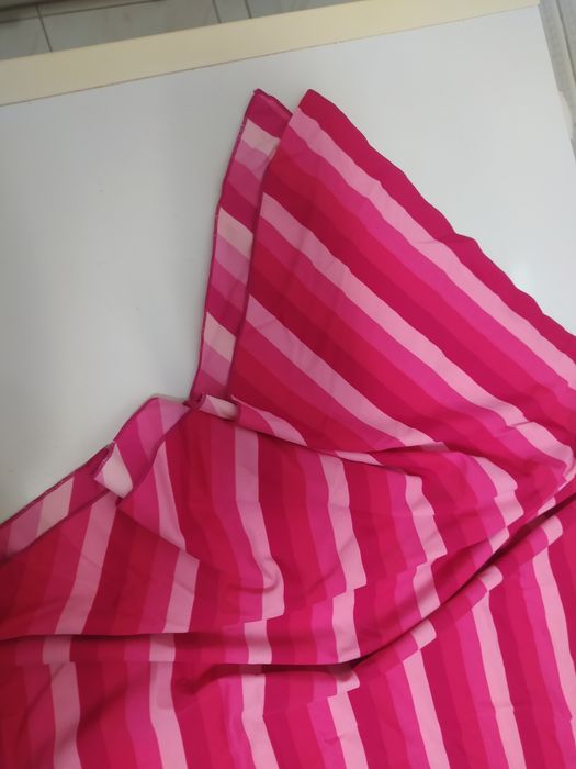 Pareo de lycra às riscas