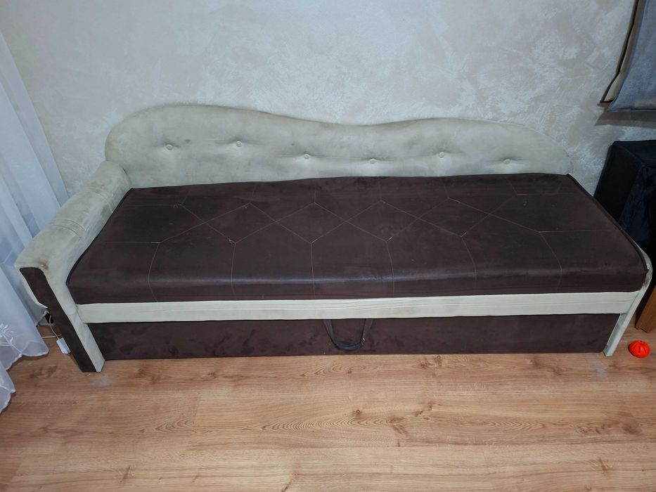 Sofa z możliwością spania
