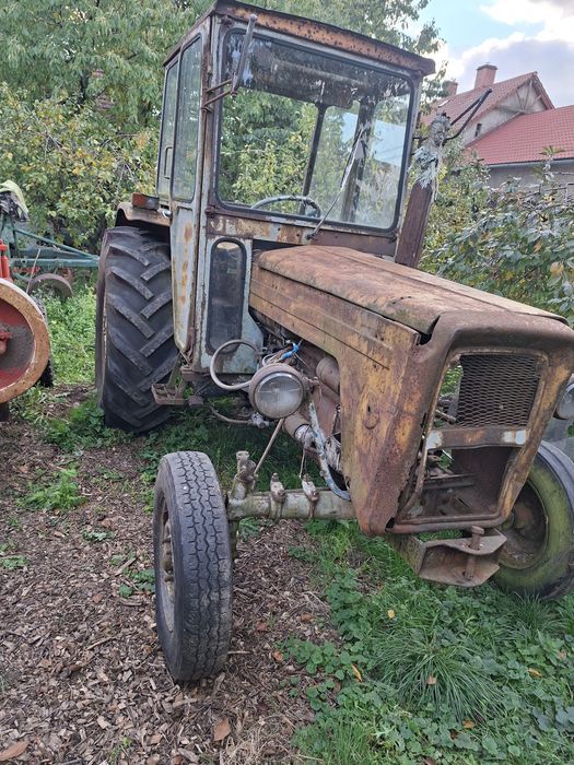 Ursus c360,c355,caly na czesci.kola itp