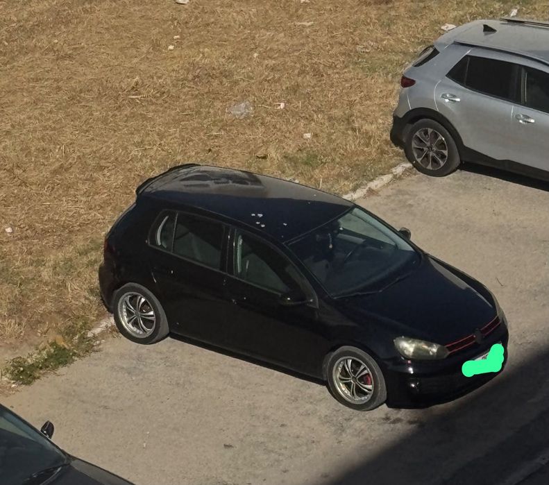 Golf 6 1.6 TDI de 2009 highline looks GTI (valor negociavel)
