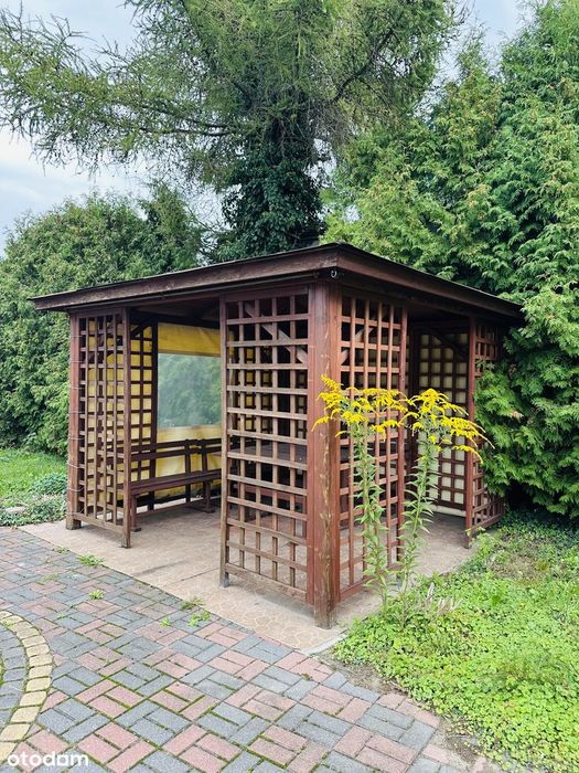 Dom Na Sprzedaż - Strzelno | 136 M² + Piwnica + 3 Garaże