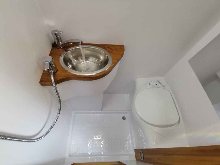 Zabudowa vana kamperowa, Camper van zabudowa, Konwersja vana