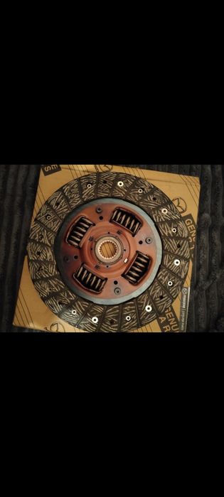 Продам ДИСК СЦЕПЛЕНИЯ НА Mazda RF13 - 16 - 460B