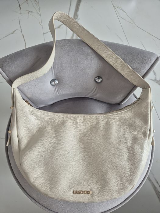 Torebka damska Lasocki kremowa że skóry naturalnej