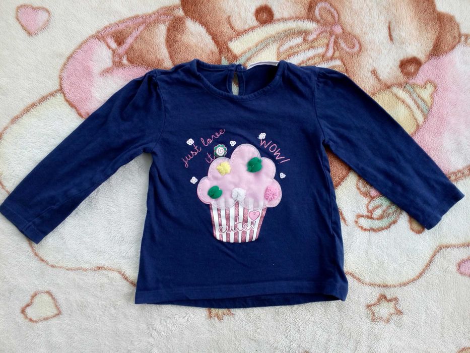 Granatowa bluzka z długim rękawem 92 babeczka tiul pompony brokat