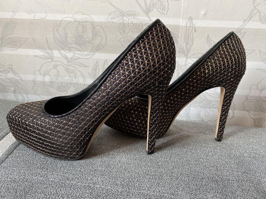 Туфли brian atwood оригинал