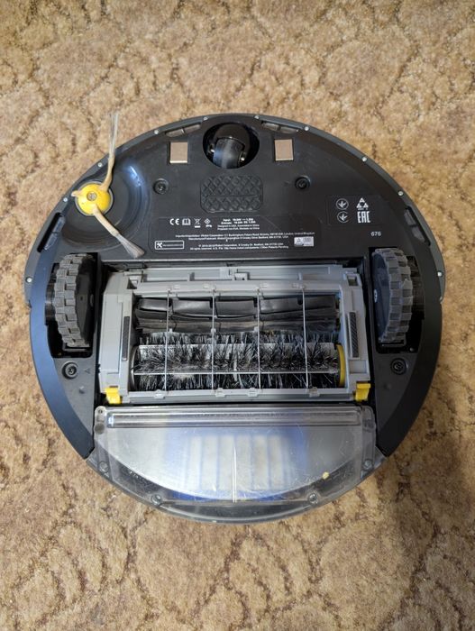 Робот-пилосос iRobot Roomba 676 Wi-Fi