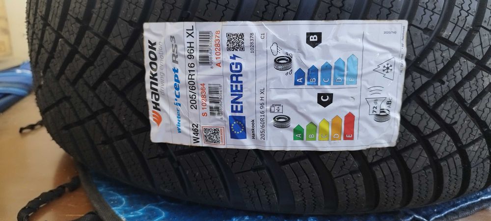 4 Jantes Novas RC-Design 16" (5x112) + Pneus Inverno Hankook 205/60 R16 (Grupo VW/Audi)
6.5x16 ET43 5x112 57.1 + oferta 4 Pneus hankook 205 60 R16 96H