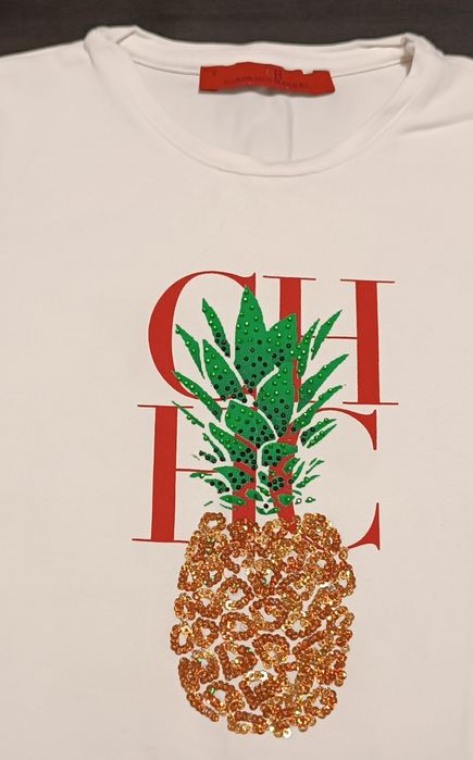 T-shirt Menina. Carolina Herrera. Como Nova. 6 Anos