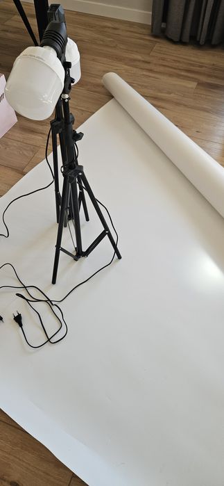 2  szt  lamp  do zdjec  + tło