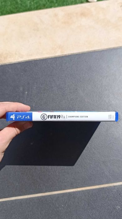 Jogo PS4 - FIFA 19 & FIFA20