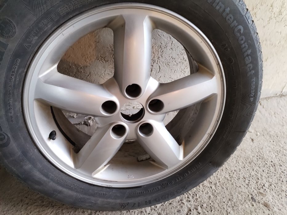 Оригінальні диски Hyundai r17 5*114,3 Santa FeTucson Kia Mazda з резин