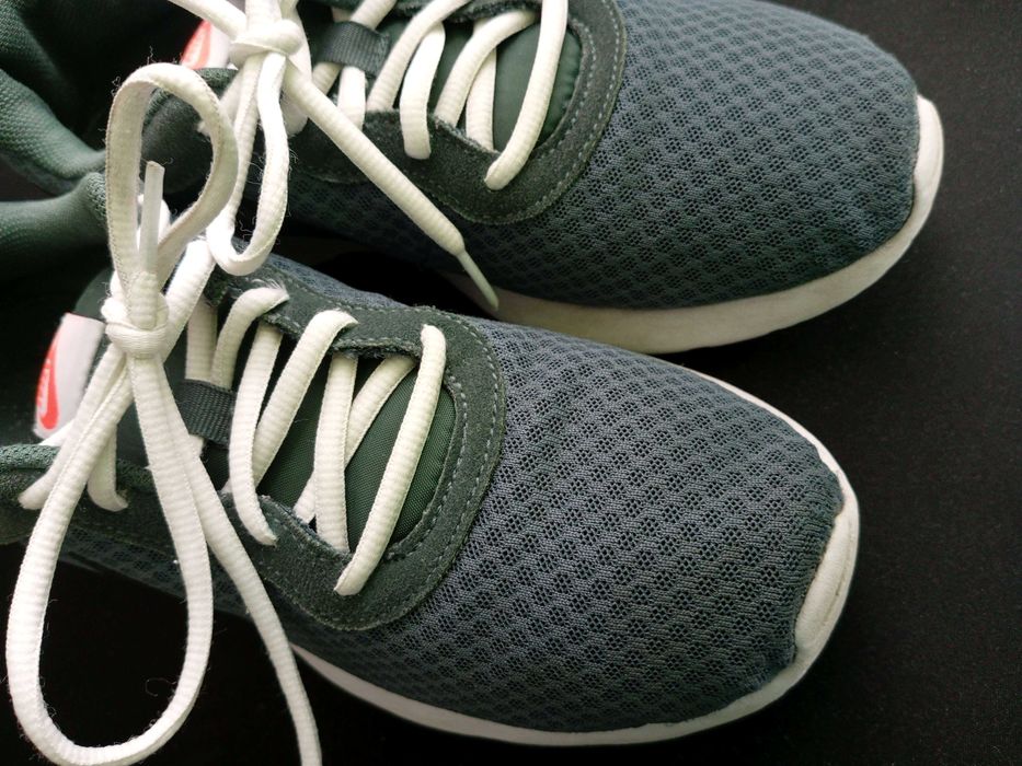 Męskie buty sportowe Nike Tanjun 42 zielony Stan bardzo dobry