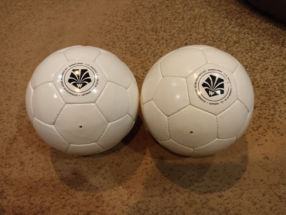 М*ячик футбольний