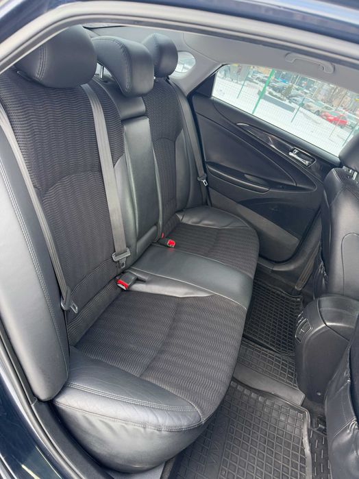 Продам Hyundai Sonata 2011 рік можлива розстрочка,кредит,обмін!