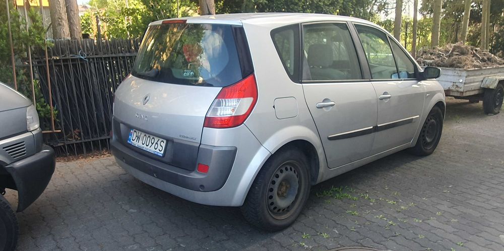 Renault Scenic II 2.0 16V (135) Aut. (salon PL, od początku w jednej rodzinie, 2 kpl. kół)