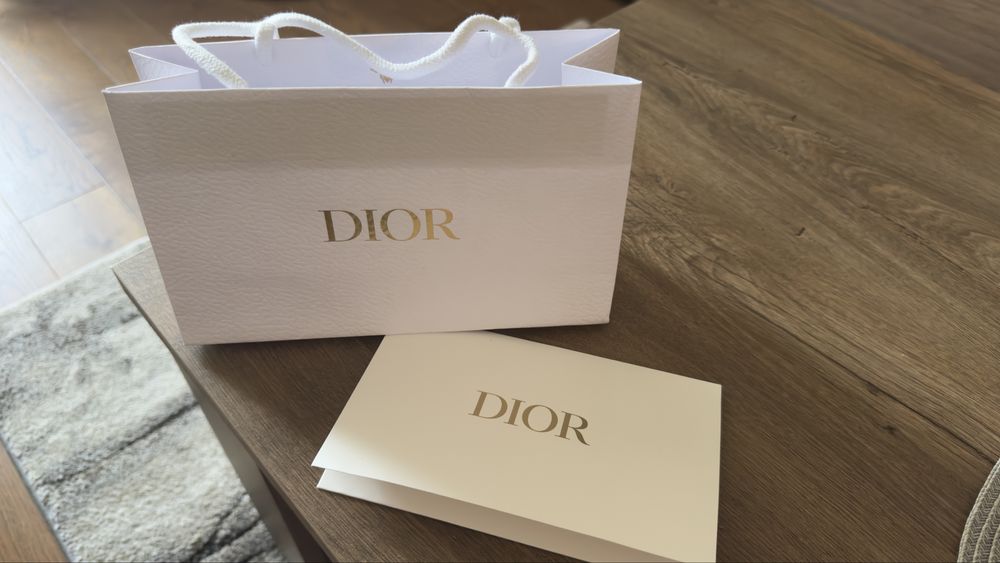 Оригінальні мішечки та пакети  від Dior,Gucci,Pandora та Rare Beauty