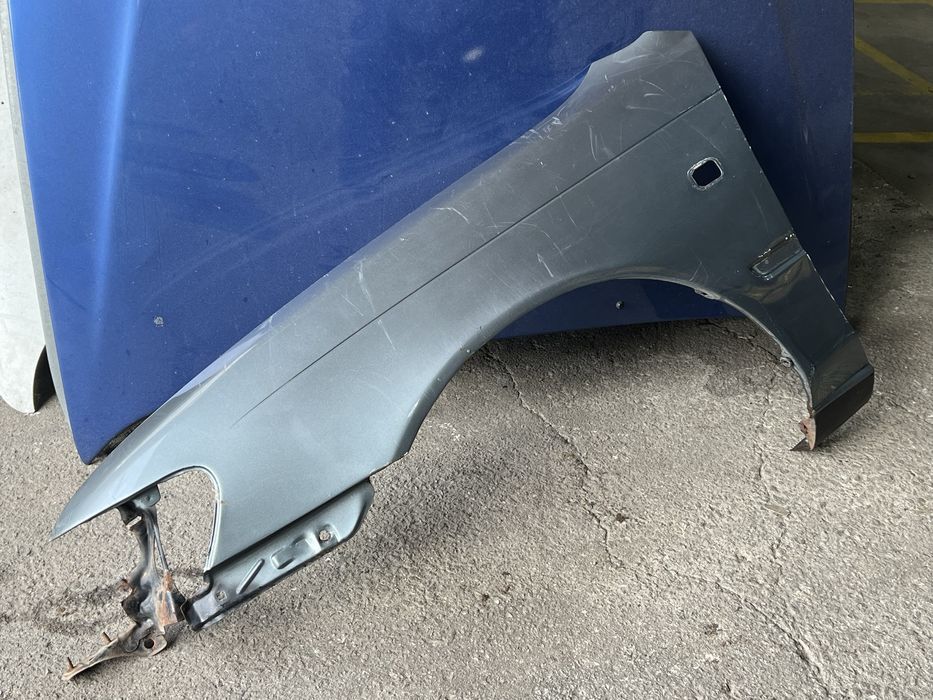 Guarda Lamas ESQ Toyota Corolla XLi 1994