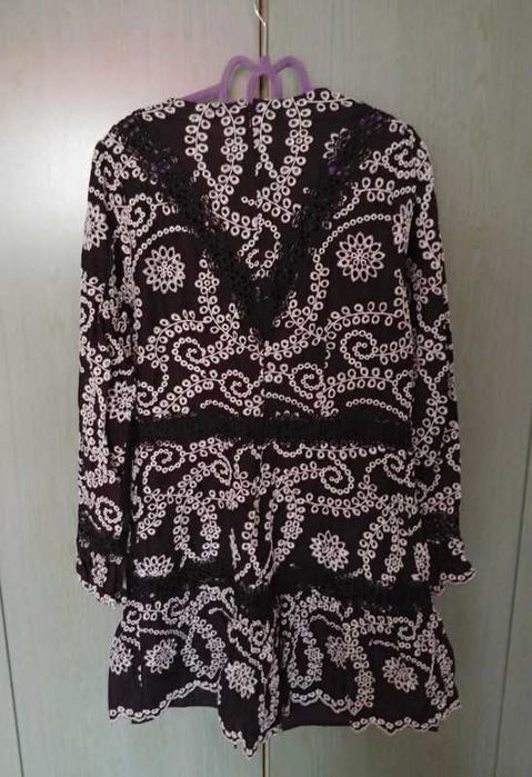 By very haftowana sukienka