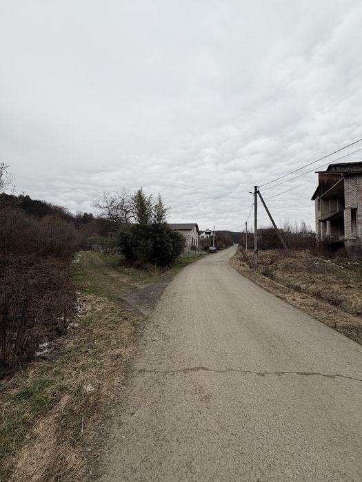 Продається ділянка с.Камʼяниця