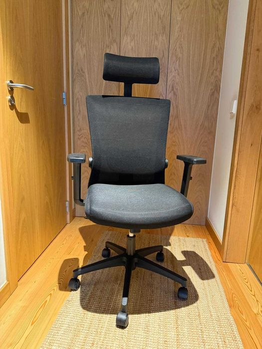 Cadeira escritório rotativa