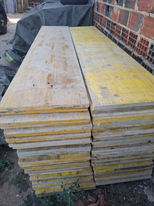 Paneis tricapas 2.5m usadas bom estado