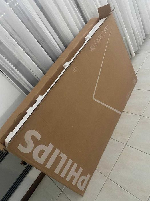 TV Philips 7800Series 4K LED Smart TV 55"