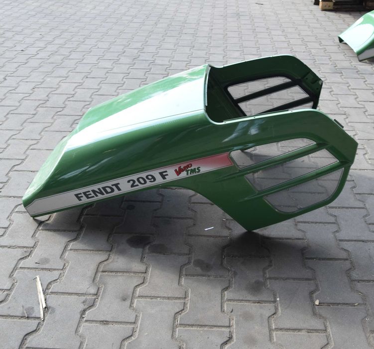 Używana maska silnika Fendt 209 F Vario TMS – oryginał