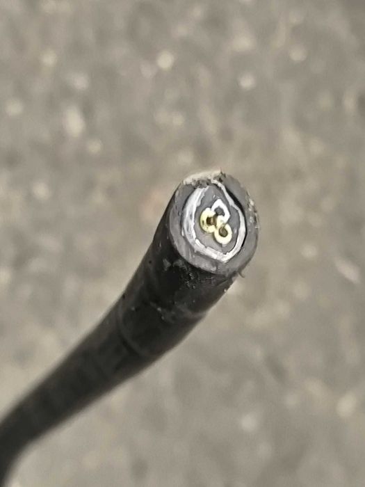 Kabel miedziany opancerzony  YKYFty 3x1,5 mm2   -    90mb