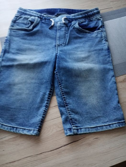 Spodenki chłopięce 164cm 4 pary plus gratis