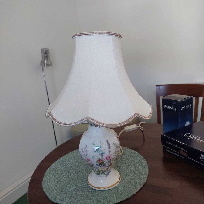 Настільна лампа Aynsley Wild Tudor (фарфор, Англія)