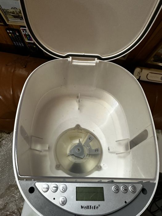 Автоматична годівниця для котів, дозатор корму WellToBe Pet Feeder A36