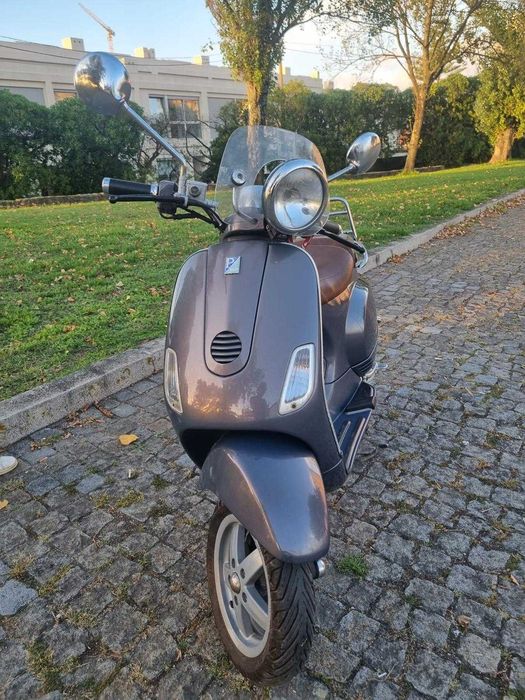 Vendo VESPA LXV 50 - Edição Limitada