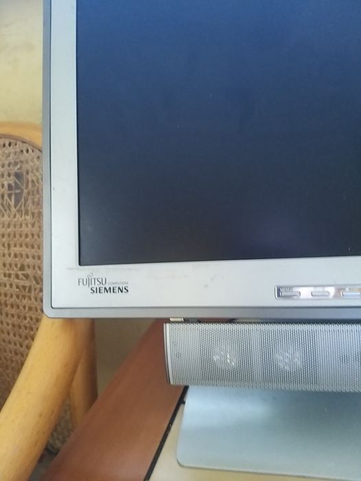 Monitor Fujitsu Siemens