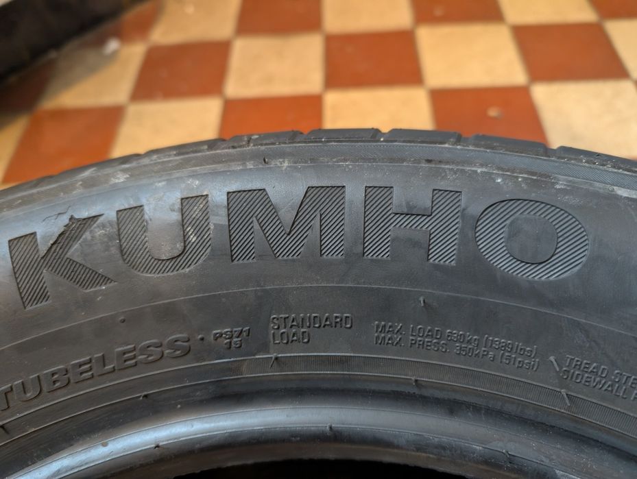 Kumho ecsta PS71 205/60R16 92V #928S