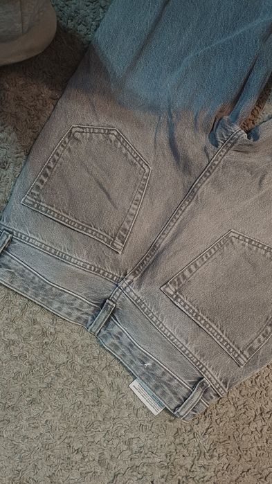 Zarq Flared Jeans