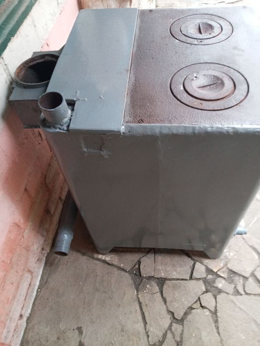 Продам котел твердопаливний