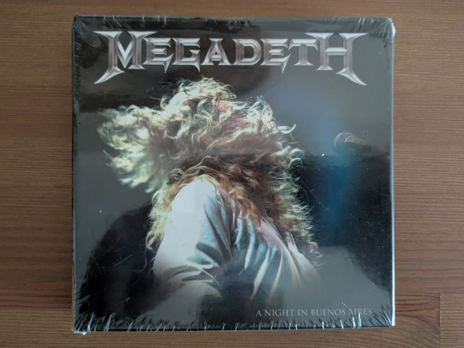 NOVO e SELADO - Megadeth - A Night in Buenos Aires