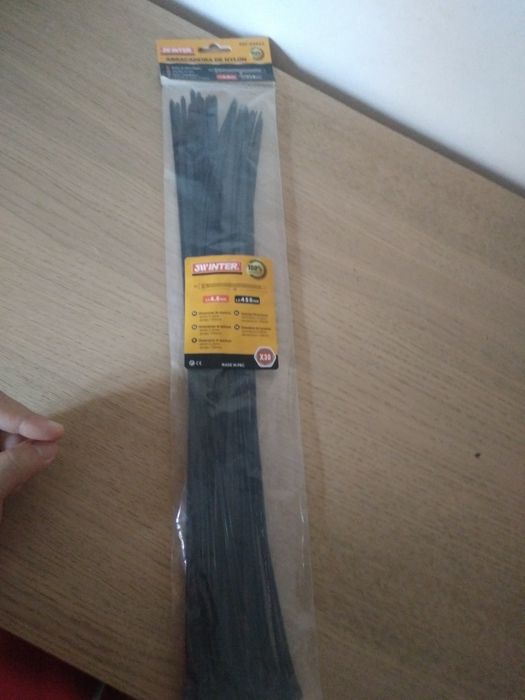 Braçadeiras compridas