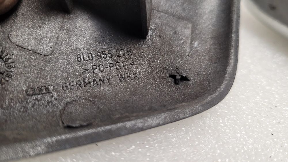 spryskiwacze lamp audi a3/ s3 8l oryginał