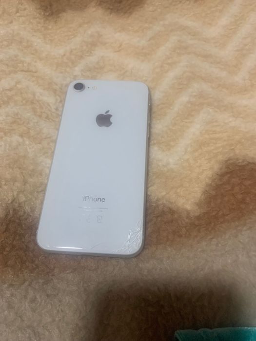 iPhone 8 256GB – Para peças ou arranjo –