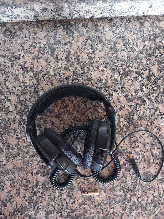 Auscultadores Sennheiser HD 215