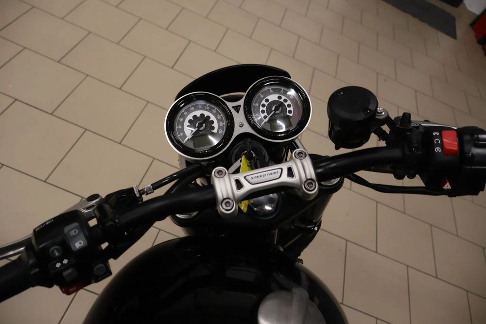 Triumph Speed Twin 1200 ABS TC Bezwypadkowy Oryginał Serwisowany bonneville
