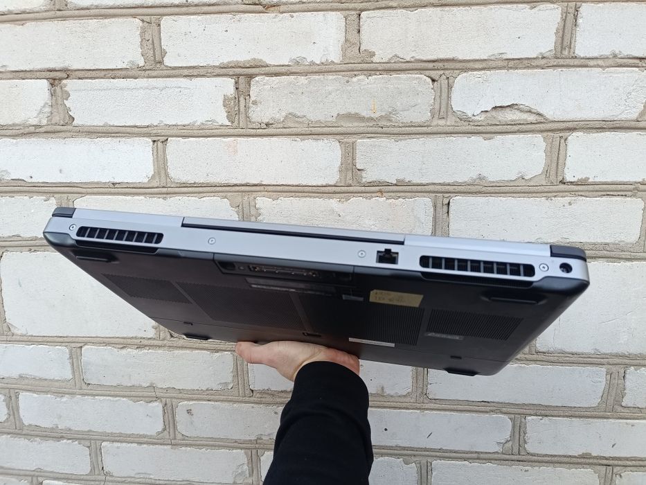 для Stalker 2, Ігровий ноутбук DELL (i7 7820HQ/32/512+1000/P3000 6GB)