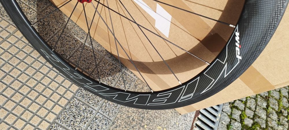 Roda frente ciclismo WIEL