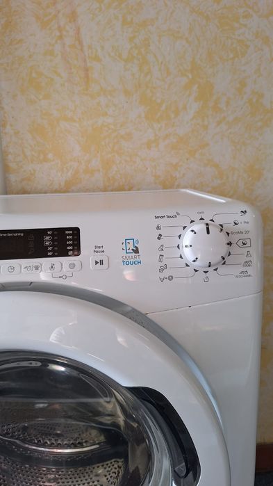 Pralka Candy  cs3 1052d2-s