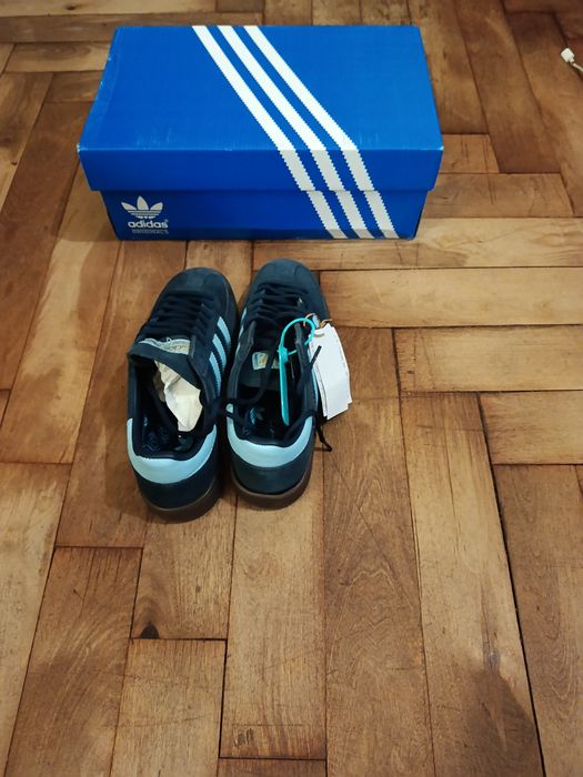 Продам кроссовк Puma новые 1200 гр